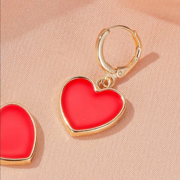 NEW! Gold Dainty Red Heart Dangle Earrings❤️ - Picture 3 of 4